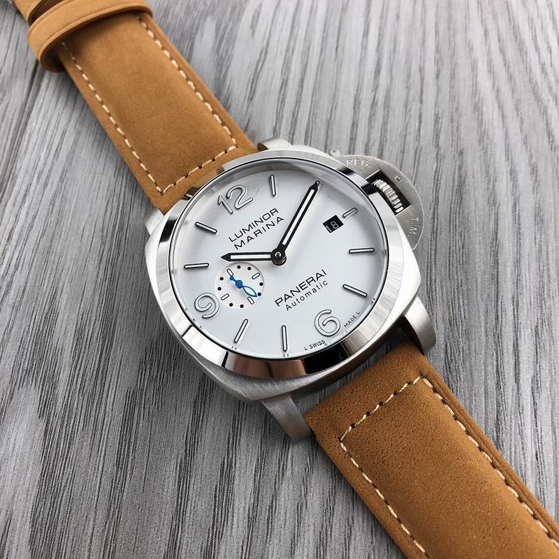 Panerai 44mm 090421